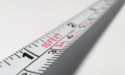 how long is 10 ft
